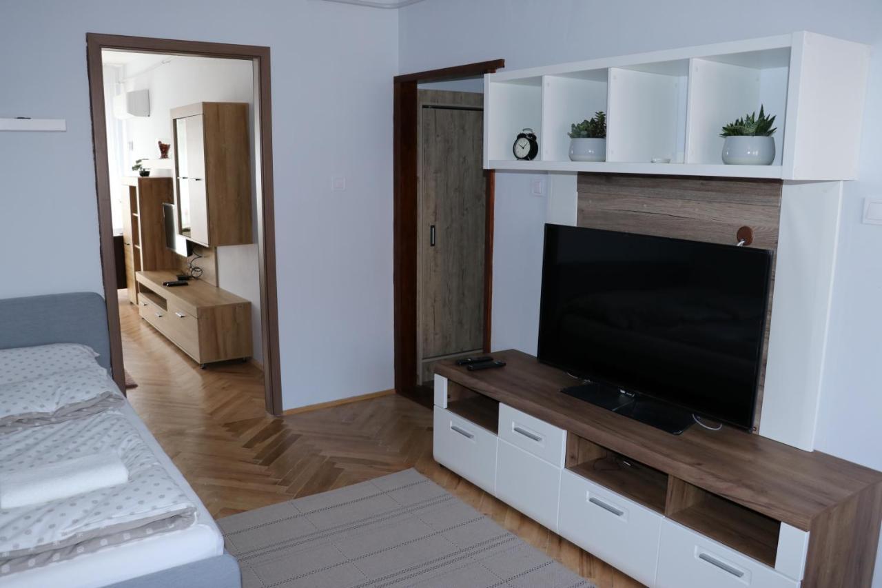 塞格德Petofi Apartman公寓 外观 照片